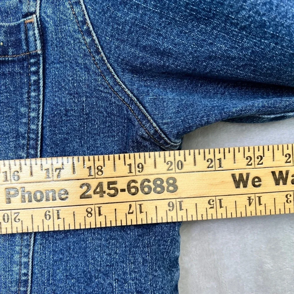 High‎ Sierra Denim Trucker Jacket Womens M Blue Lightwash Double Pocket Classic